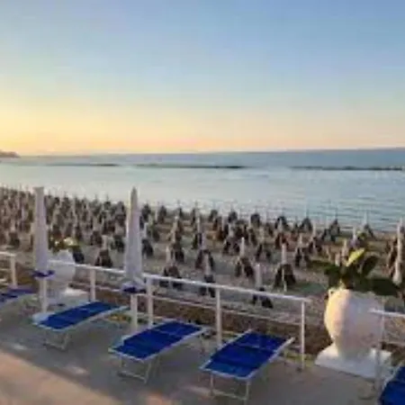 Casa -trani Centro Apartamento Trani